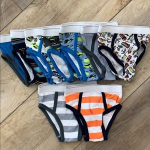 NWOT Toddler Briefs